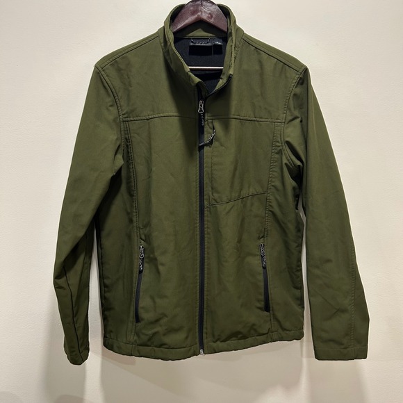 Swiss Tech Other - Green mens Swiss Tech jacket with black lining size medium